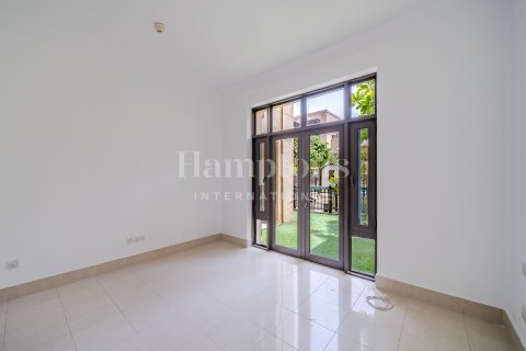 Снять в аренду квартиру в Даунтаун Дубай (Даунтаун Бурдж Дубай), Дубай: 2 спальни, 203.73906609м², № 63805 - фото 22