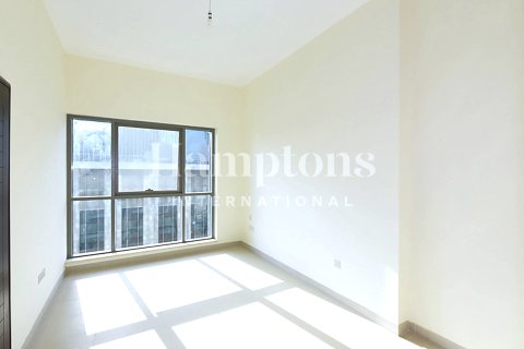 Снять в аренду квартиру в Даунтаун Дубай (Даунтаун Бурдж Дубай), Дубай: 3 спальни, 155.01980386м², № 63804 - фото 2