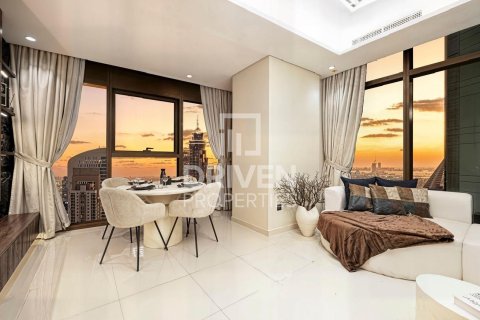 Appartement à Paramount Tower Hotel & Residences, Business Bay, Dubai, 2 chambres, 124.58 m², № 129053