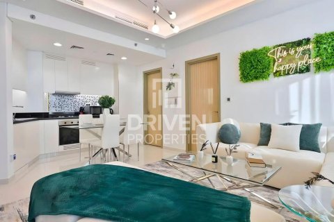 Appartement à Paramount Tower Hotel & Residences, Business Bay, Dubai, 2 chambres, 122.72 m², № 129052