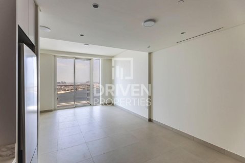 Apartment in EMAAR Beachfront, Dubai Harbour, Dubai 1 bedroom, 67.73 sq.m. № 129044 - photo 4