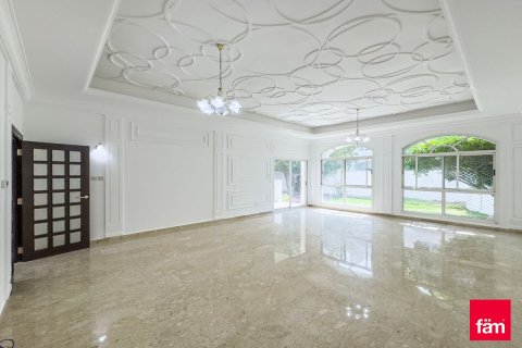 Villa in Al Safa, Dubai 4 bedrooms, 250.8 sq.m. № 60361 - photo 17