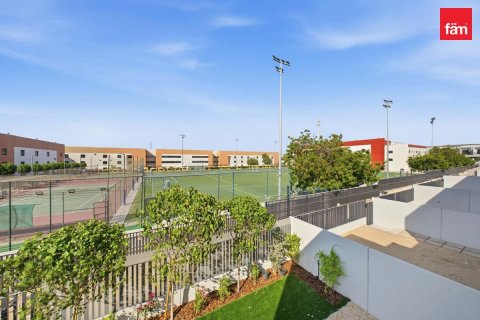 Adosado en Jebel Ali, Dubai, 4 dormitorios, 336 m², № 121948 - foto 8