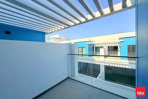 Купить таунхаус в Дубае: 4 спальни, 144м², № 95747 - фото 13