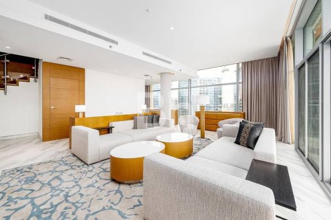 Appartement à Deira, Dubai, 3 chambres, 358 m², № 5024 - photo 1