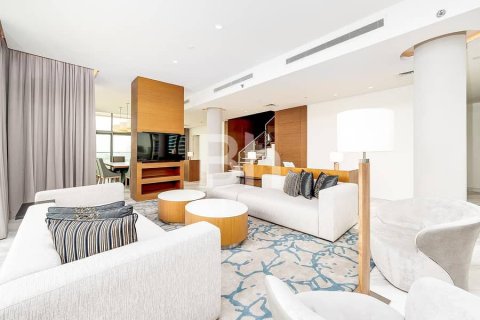 Appartement à Deira, Dubai, 3 chambres, 358 m², № 5024 - photo 3