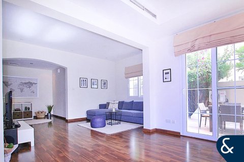 Villa à Arabian Ranches, Dubai, 4 chambres, 253 m², № 74459 - photo 4