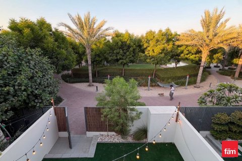 Townhouse in Dubai 3 bedrooms, 141.7 sq.m. № 114960 - photo 8