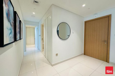 Снять в аренду квартиру в Дубай Марине, Дубай: 2 спальни, 127.9м², № 55873 - фото 1