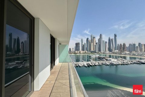 Apartment in Dubai Harbour, Dubai 1 bedroom, 79 sq.m. № 55864 - photo 1