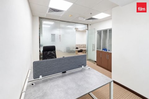 Oficina en Business Bay, Dubai, 67.4 m², № 141556 - foto 7