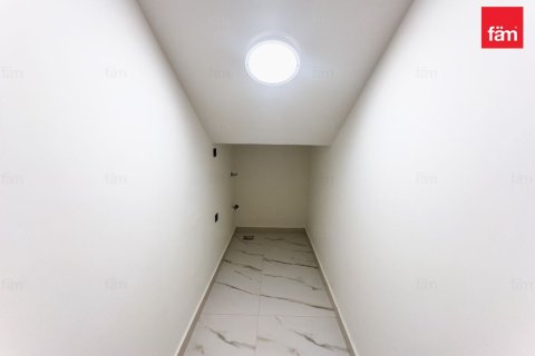 Снять в аренду таунхаус в Дубае: 4 спальни, 187.2м², № 90209 - фото 4