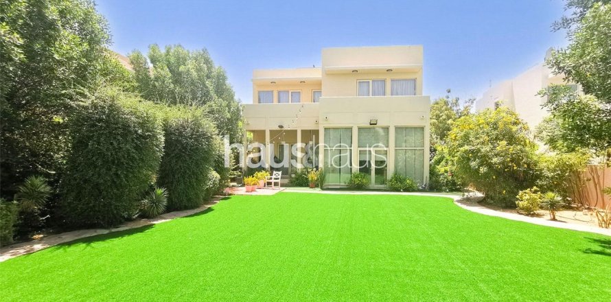 فيلا في المرابع العربية, دبي 3 غرف نوم, 299 م² رقم 44232