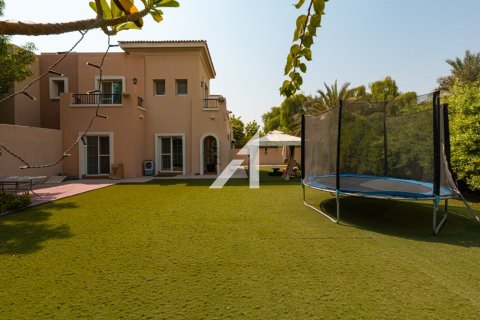 Townhouse in Dubai 3 bedrooms, 513.3 sq.m. № 55468 - photo 1