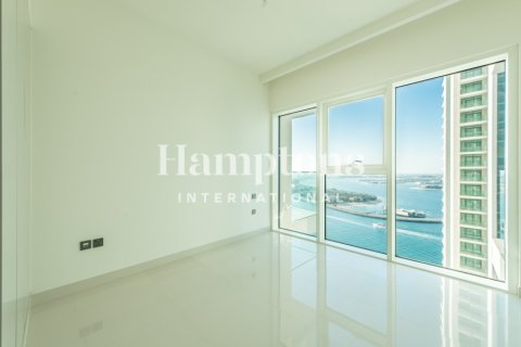 Apartment in Dubai Harbour, Dubai 1 bedroom, 67.6798 sq.m. № 94490