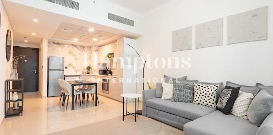 Apartment in The Address Dubai Marina, Dubai Marina, Dubai 1 bedroom, 64.3697 sq.m. № 94491