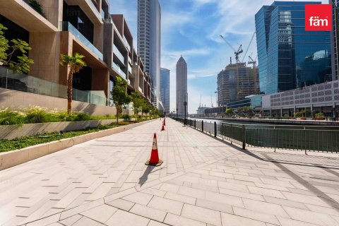 Apartment in Business Bay, Dubai 2 bedrooms, 119.5 sq.m. № 60262 - photo 18