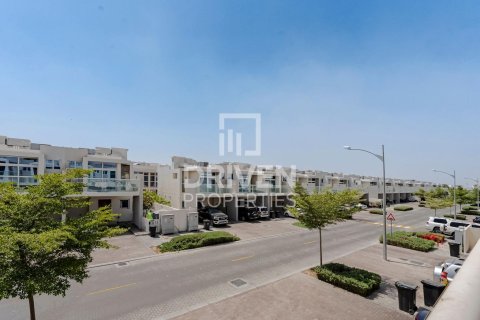 Villa à DAMAC Hills (Akoya by DAMAC), Dubai, 3 chambres, 112 m², № 19828 - photo 16