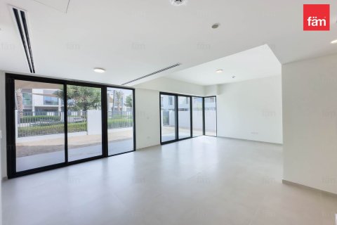Townhouse in Dubai 4 bedrooms, 257.5 sq.m. № 47868 - photo 4