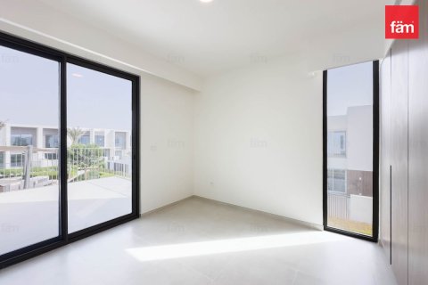 Townhouse in Dubai 4 bedrooms, 257.5 sq.m. № 47868 - photo 16
