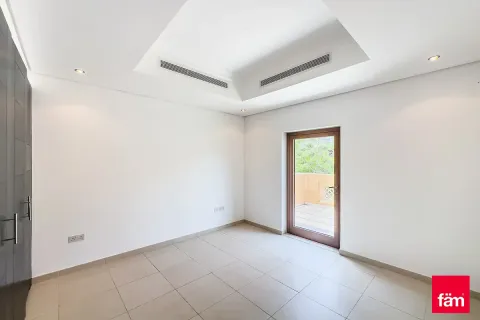 Villa en Al Furjan, Dubai, 3 dormitorios, 600 m², № 47865 - foto 15