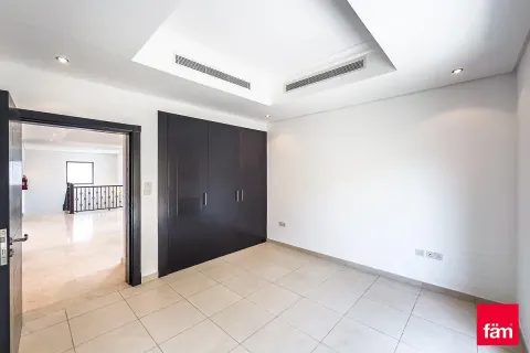 Villa en Al Furjan, Dubai, 3 dormitorios, 600 m², № 47865 - foto 2