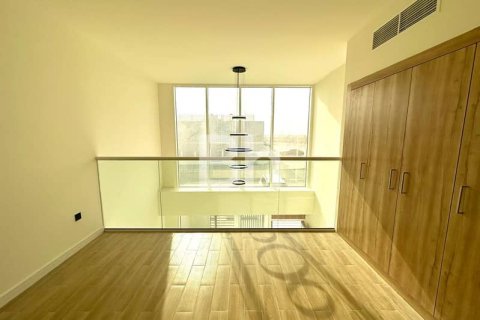 Townhouse in Dubai Land, Dubai 3 bedrooms, 140 sq.m. № 57902 - photo 7