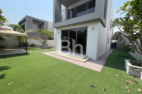 Villa en Dubai Hills Estate, Dubai, 3 dormitorios, 288 m², № 57901 - foto 1