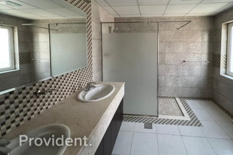 Villa en The Villa, Dubai, 5 dormitorios, № 2397 - foto 26