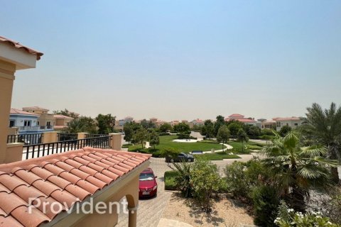 Villa en The Villa, Dubai, 5 dormitorios, № 2397 - foto 2