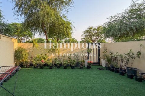 Снять в аренду таунхаус в Amaranta, Dubai Land, Дубай: 3 спальни, 161.35950458м², № 63238 - фото 11