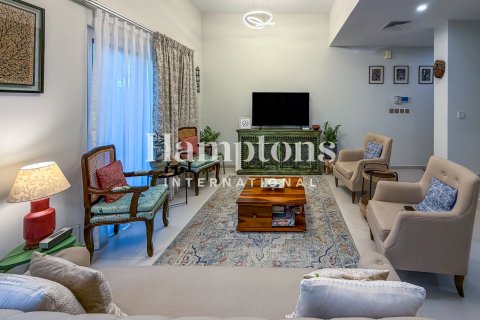 Снять в аренду таунхаус в Amaranta, Dubai Land, Дубай: 3 спальни, 161.35950458м², № 63238 - фото 9