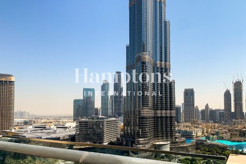 Apartment in Downtown Dubai (Downtown Burj Dubai), Dubai 3 bedrooms, 180.13891700 sq.m. № 96093 - photo 2