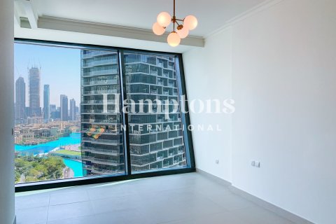Apartment in Downtown Dubai (Downtown Burj Dubai), Dubai 3 bedrooms, 180.13891700 sq.m. № 96093 - photo 7
