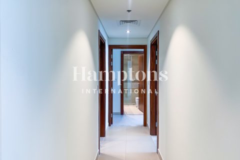 Apartment in Downtown Dubai (Downtown Burj Dubai), Dubai 3 bedrooms, 180.13891700 sq.m. № 96093 - photo 22
