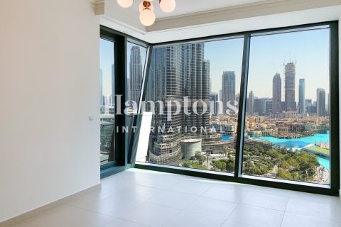 Apartment in Downtown Dubai (Downtown Burj Dubai), Dubai 3 bedrooms, 180.13891700 sq.m. № 96093 - photo 6