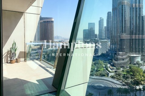 Apartment in Downtown Dubai (Downtown Burj Dubai), Dubai 3 bedrooms, 180.13891700 sq.m. № 96093 - photo 17
