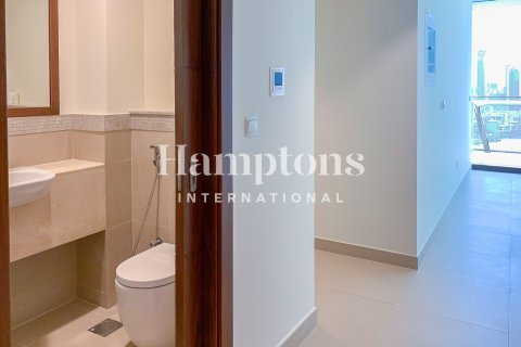 Apartment in Downtown Dubai (Downtown Burj Dubai), Dubai 3 bedrooms, 180.13891700 sq.m. № 96093 - photo 25