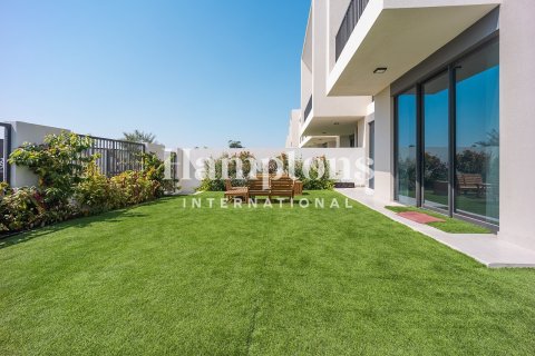 Maison de ville à Dubai, 4 chambres, 215.62786300 m², № 96097 - photo 19