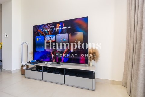 Таунхаус в Дубае, 4 спальни, 215.628м², № 96097