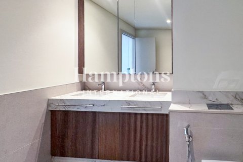 Apartamento en Dubai Harbour, Dubai, 2 dormitorios, 119.19454900 m², № 96099 - foto 11