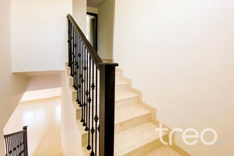Villa in Bella Casa, Serena, Dubai 3 bedrooms, 188.78 sq.m. № 120059 - photo 10