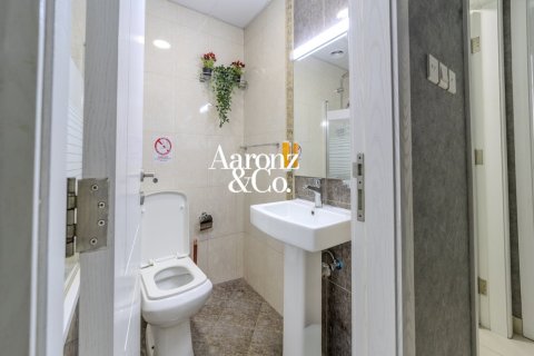 Снять в аренду квартиру в Дубай Марине, Дубай: 3 спальни, 116м², № 135110 - фото 4