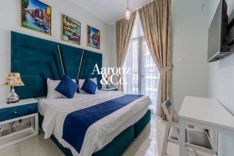 Снять в аренду квартиру в Дубай Марине, Дубай: 3 спальни, 116м², № 135110 - фото 8
