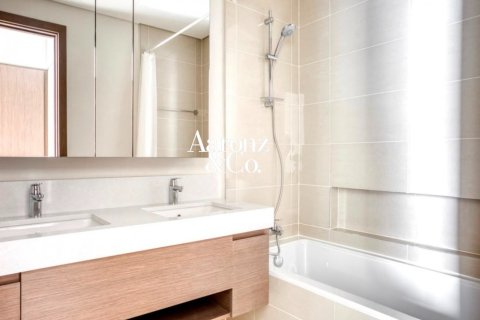 Apartment in Dubai Creek Harbour (The Lagoons), Dubai 2 bedrooms, 107 sq.m. № 135109 - photo 6