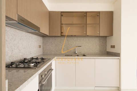 Apartment in EMAAR Beachfront, Dubai Harbour, Dubai 2 bedrooms, 128 sq.m. № 135118 - photo 12