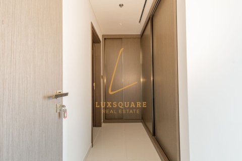 Apartment in EMAAR Beachfront, Dubai Harbour, Dubai 2 bedrooms, 128 sq.m. № 135118 - photo 8