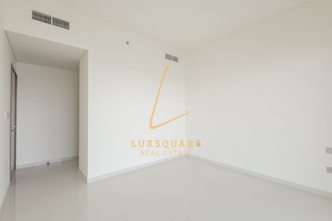 Apartment in EMAAR Beachfront, Dubai Harbour, Dubai 2 bedrooms, 128 sq.m. № 135118 - photo 9