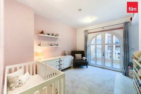 Townhouse in Dubai 4 bedrooms, 134.8 sq.m. № 70632 - photo 5