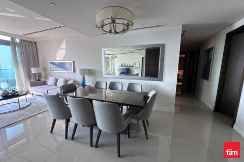 Apartment in Downtown Dubai (Downtown Burj Dubai), Dubai 3 bedrooms, 206.1 sq.m. № 107276 - photo 9